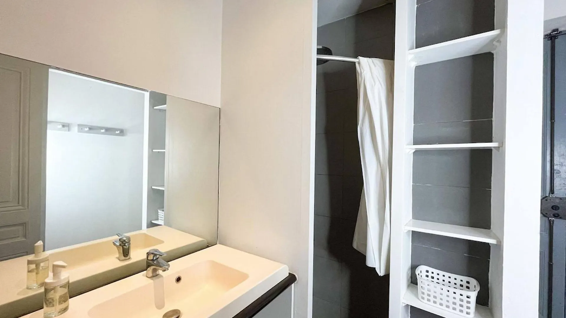 Apartment Suite Havanne - Check In H24 - Wifi Lyon