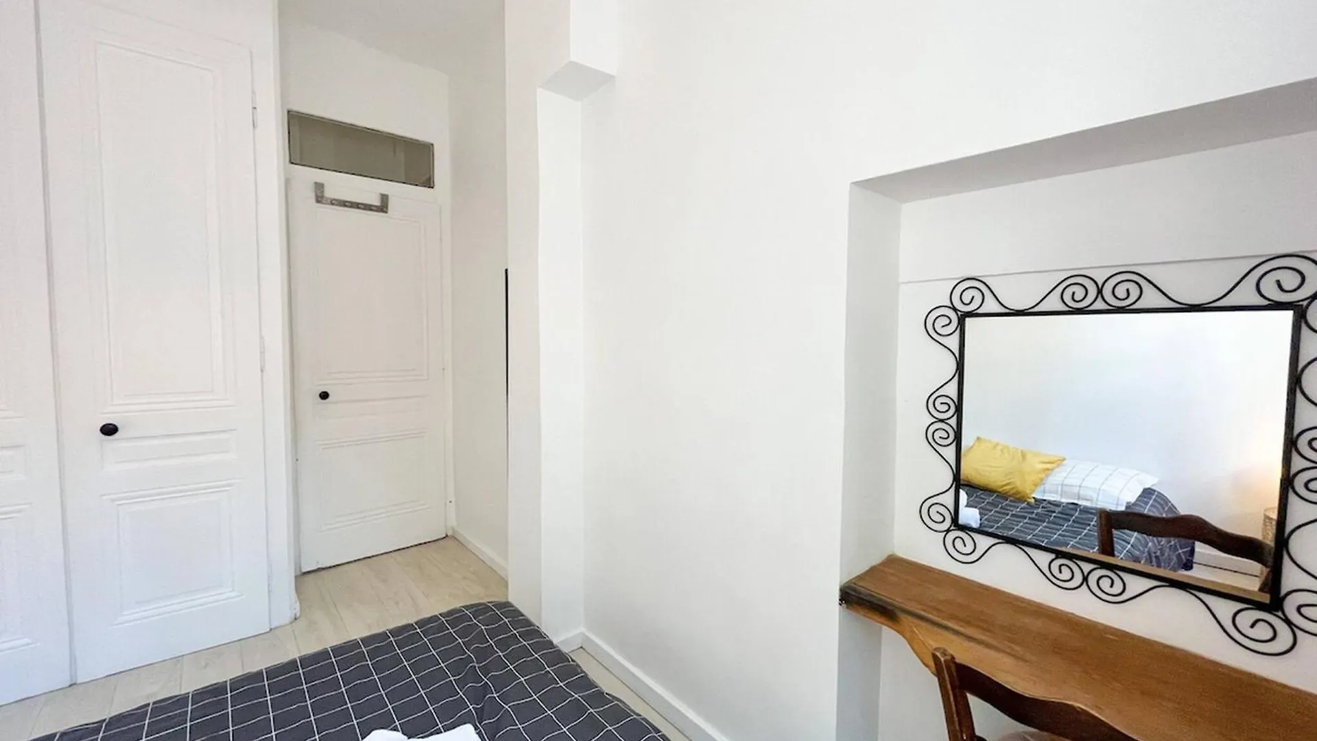 Suite Havanne - Check In H24 - Wifi Lyon 0*,  France