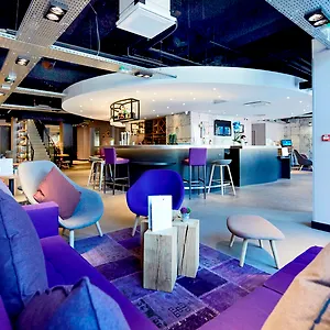 Campanile Centre - Gare Perrache - Confluence Otel