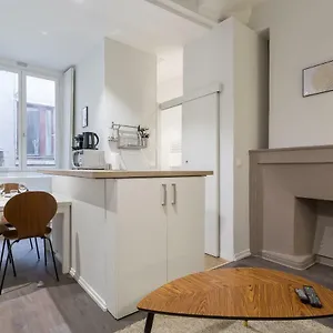 Jusqua 6 Personnes Au Coeur Du Vieux Apartment